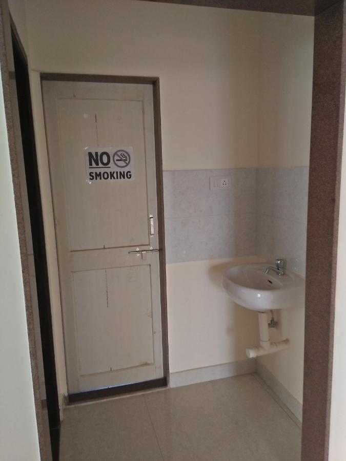Sai Leela Guest House Dabolim Exteriör bild